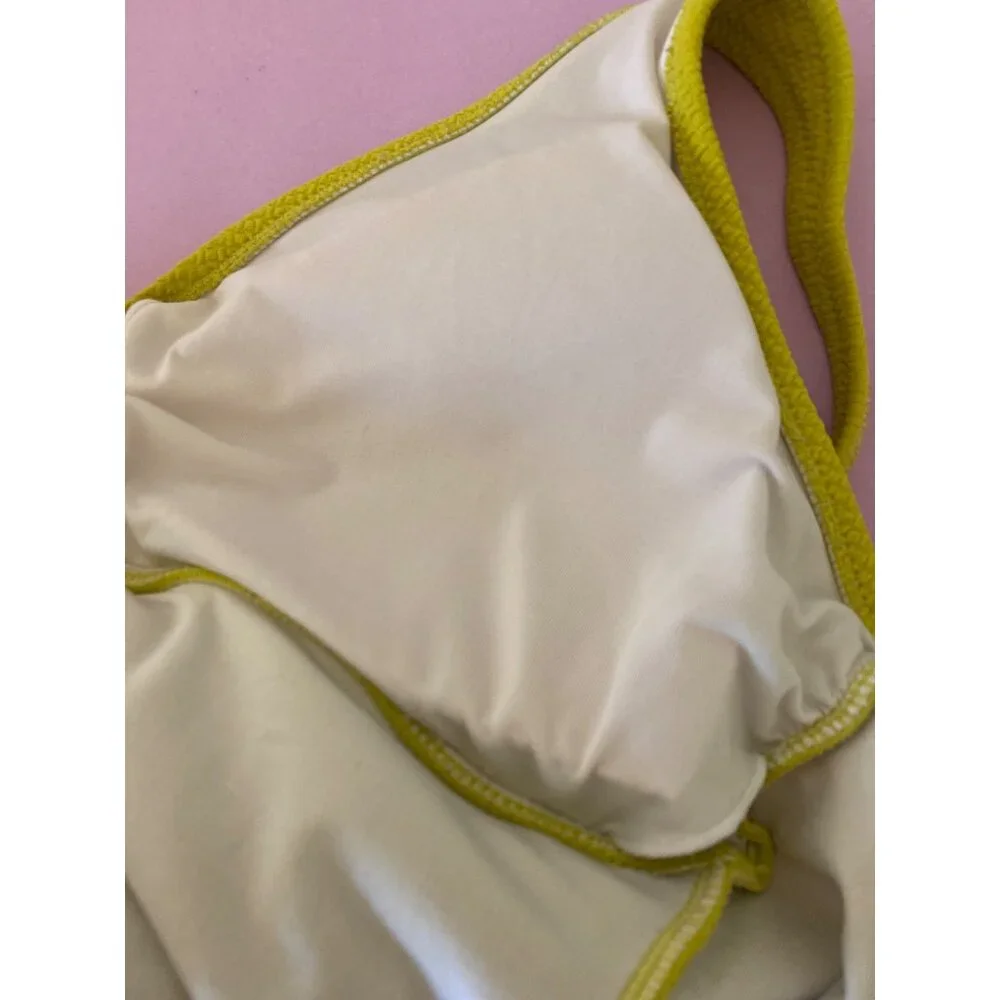 Old Navy Women’s Chartreuse Textured One-Piece Swimsuit With Twist Front Size M - Picture 4 of 7